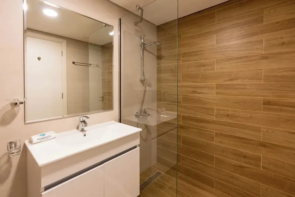 Bloomfields Iconic 2BR Duplex Apartment