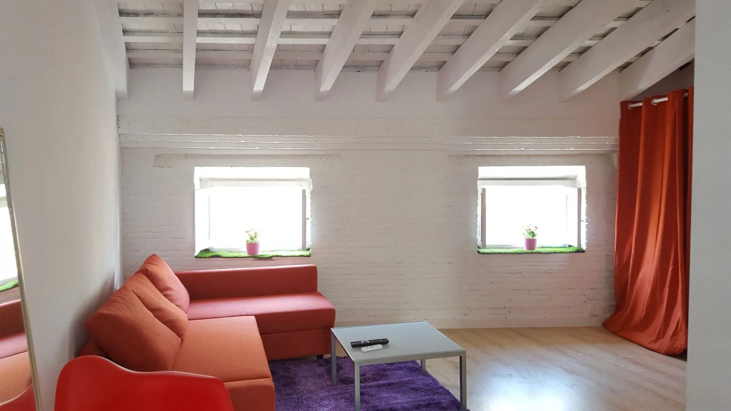 Baron Suites Reina