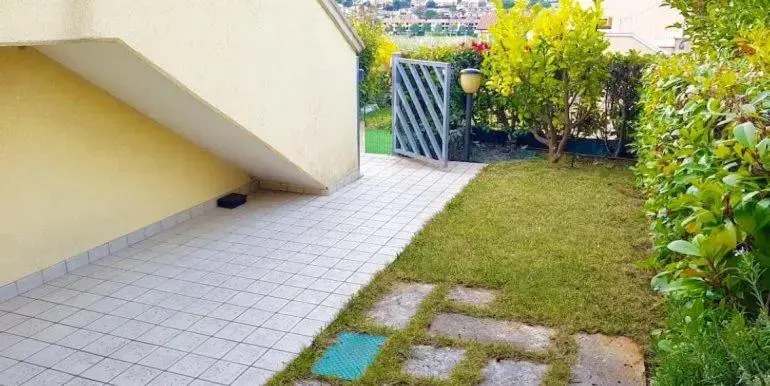 M216 - Marcelli, bilocale con giardino a 200mt dal mare