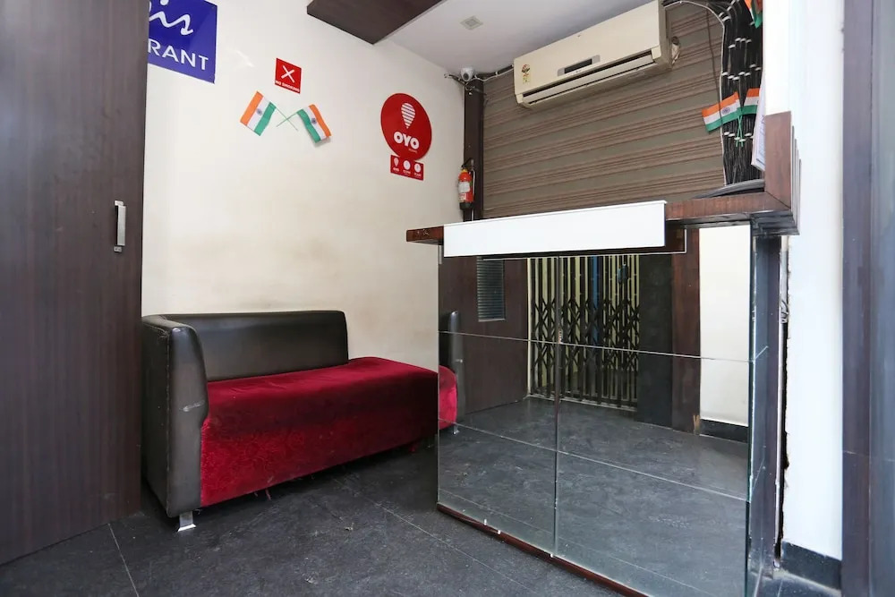 OYO 4940 Hotel Sea Rock