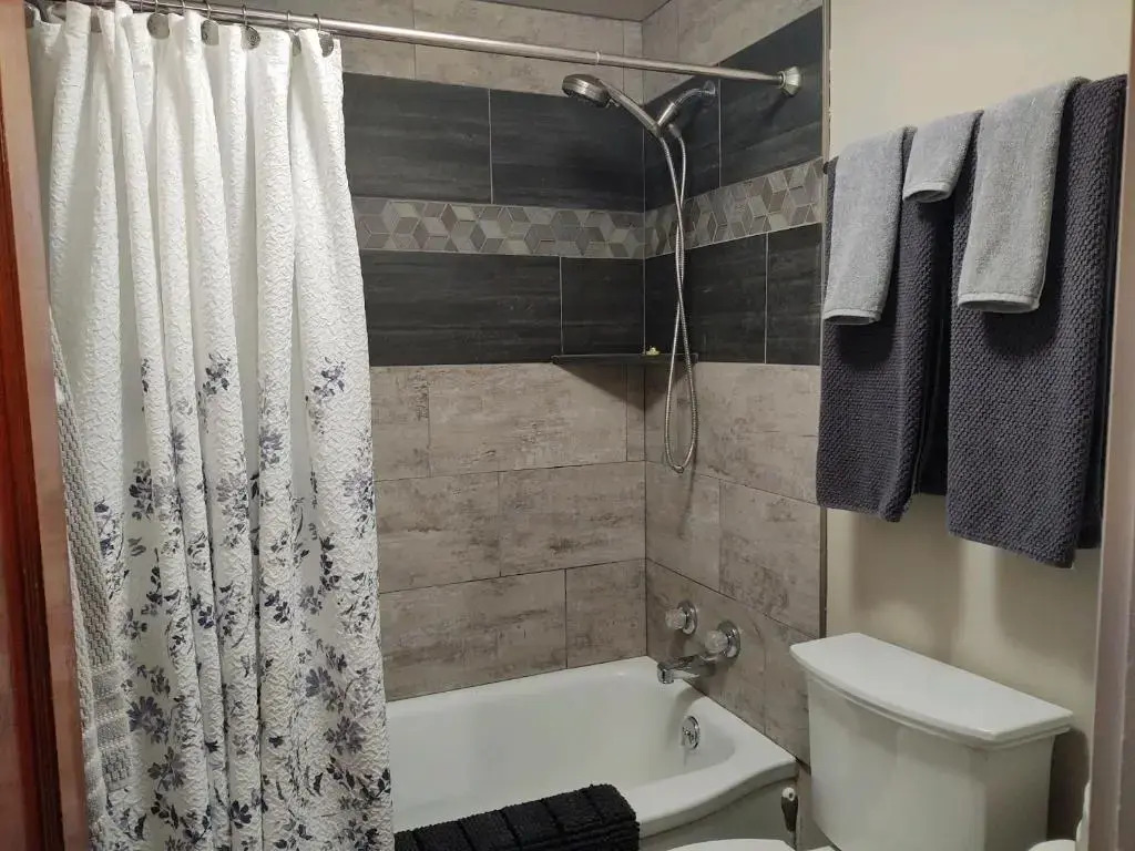 5th and Beall 1 bedroom apartment close to downtown