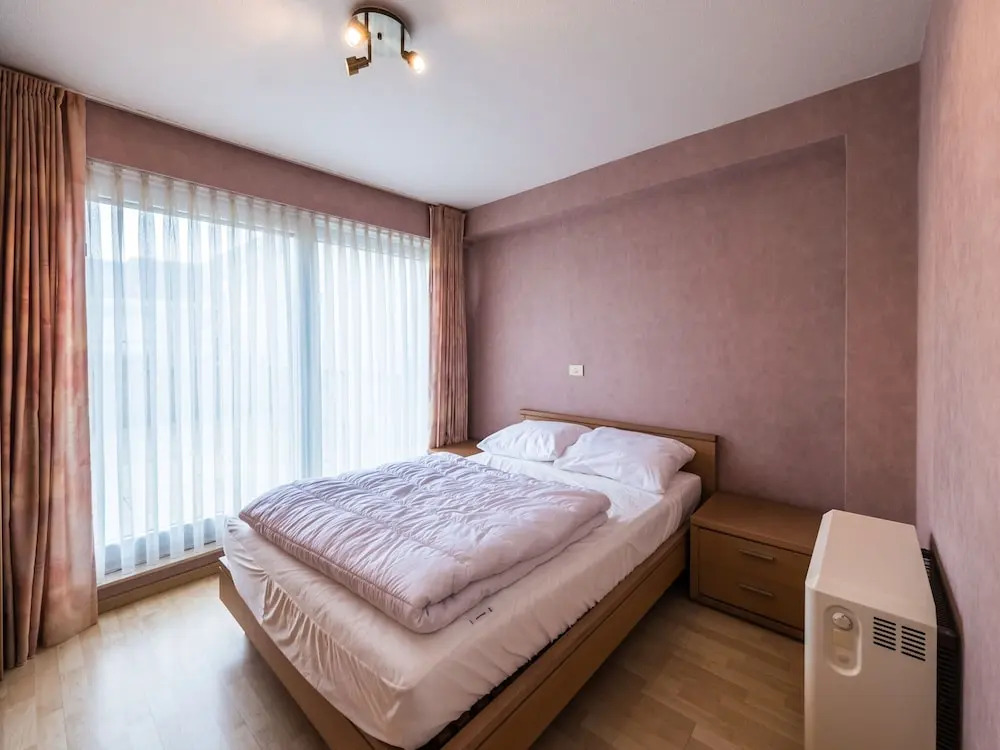 Apartment With 2 Bedrooms and Large Terrace