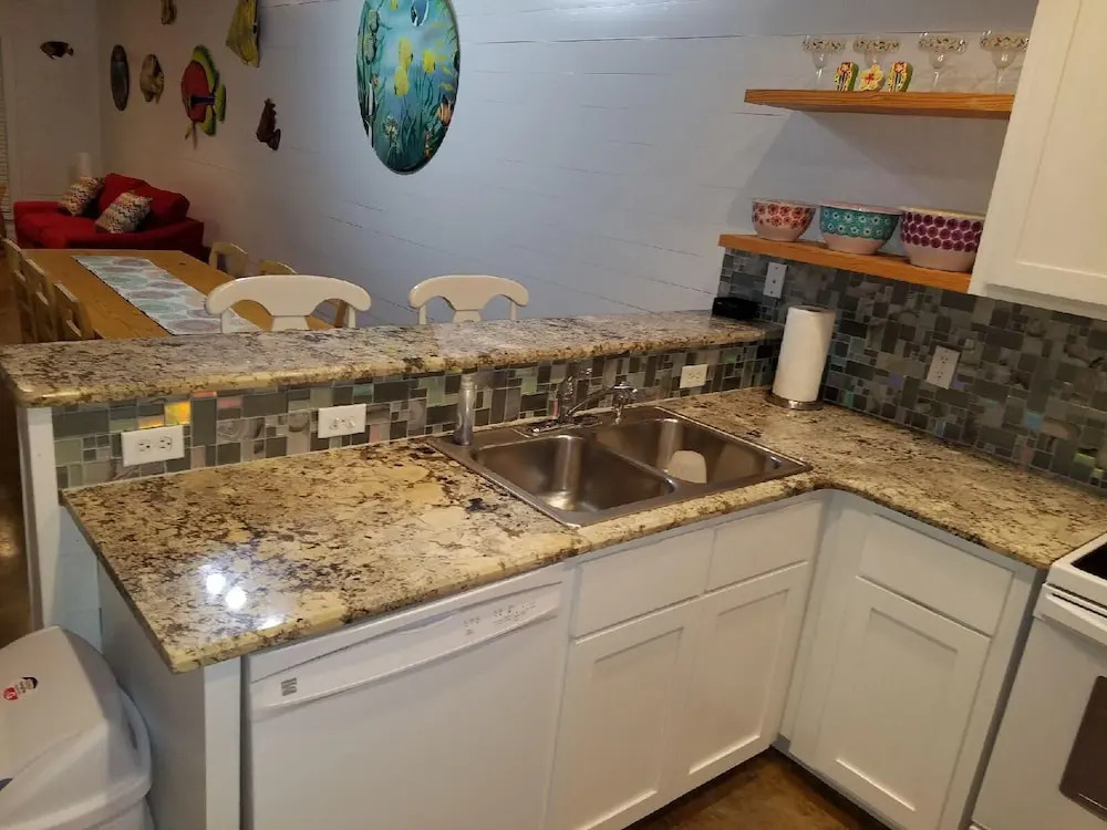 Reel Paradise - 3 Br Condo