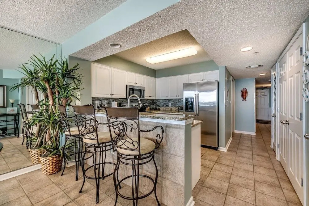 South Shore Villas - 602 by RedAwning