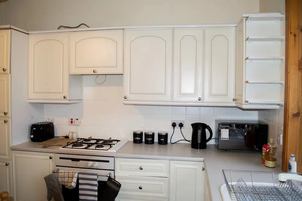 Spacious 2 Bedroom Home Near Haymarket