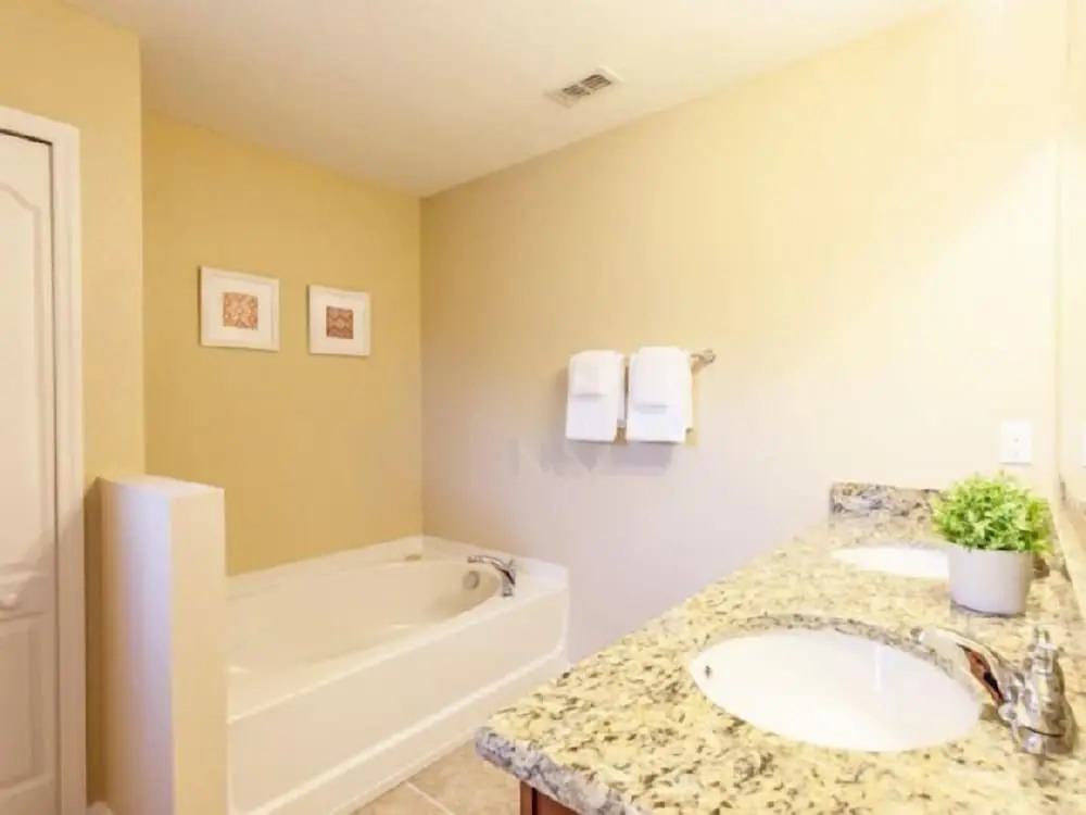Fv50149 - Calabria - 5 Bed 4 Baths Villa