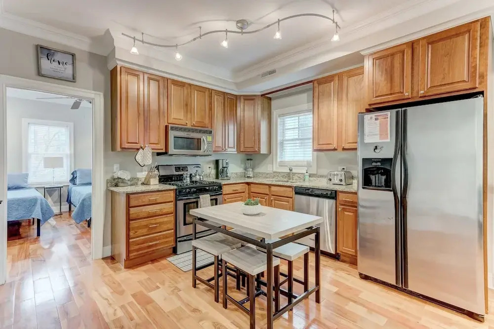 Upscale Home Near Harbor W/2cargarage&rooftopdeck