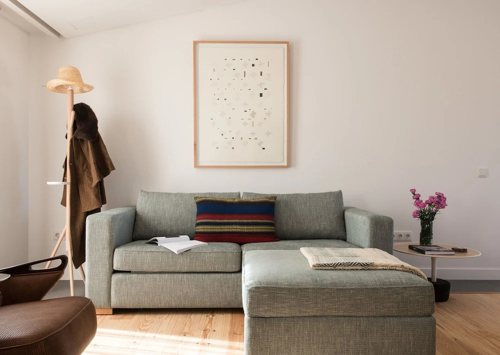 Craveiral Farmhouse by Belong Staying & Feeling