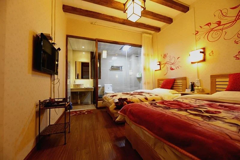 Xinyueju Inn
