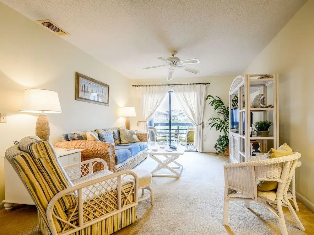 SC255 Sea Woods by RedAwning