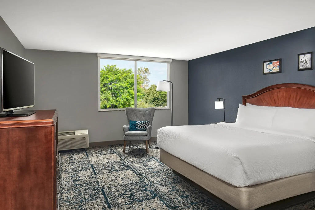 Four Points by Sheraton Kalamazoo