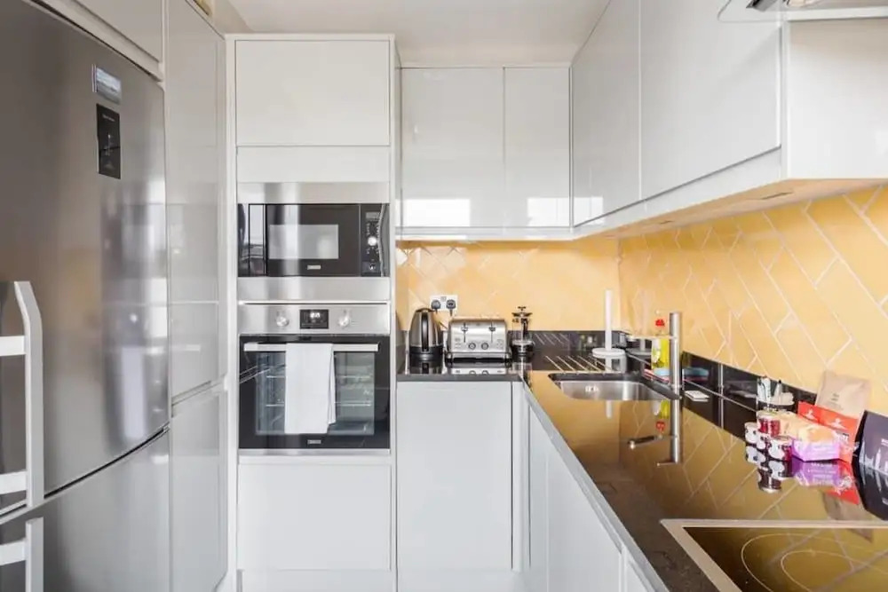 Modern 3 Bedroom Apartment in Holborn