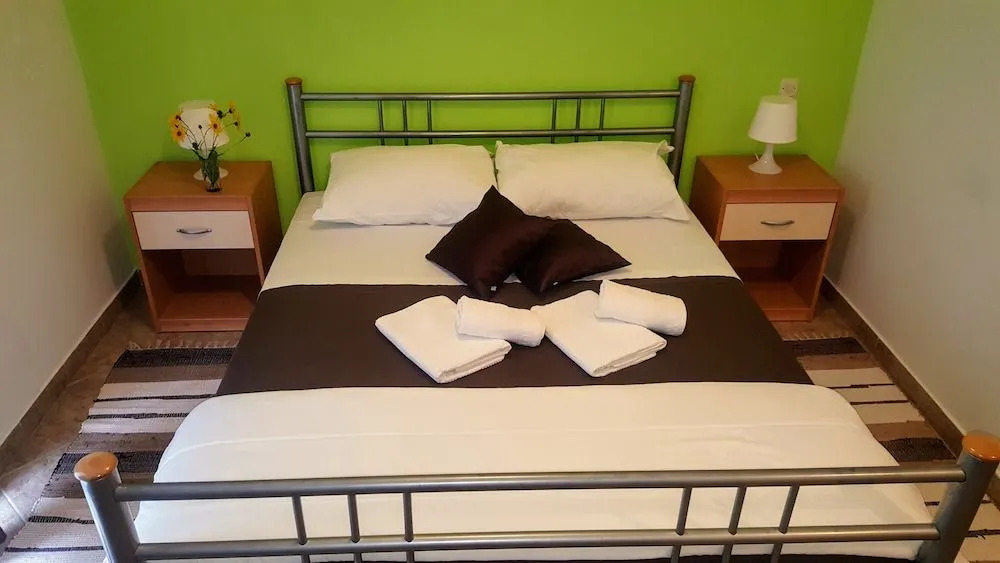 Martina Guest house-Rooms