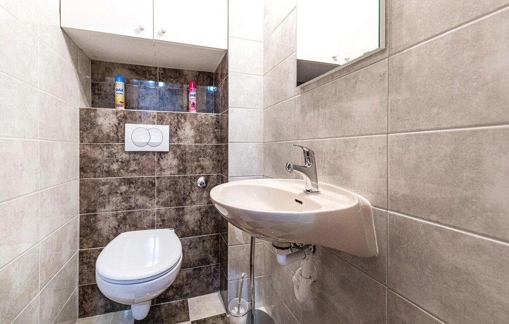 Awesome Home in Kastel Kambelovac With Wifi and 3 Bedrooms