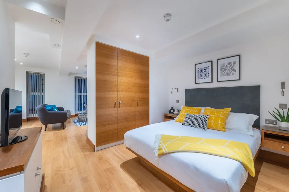 Tower Hill City Centre Luxury Apartments
