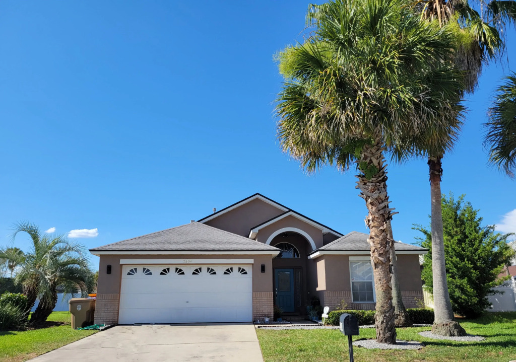 Luxury 4Bdm Pool House 4 Miles to Disney, Kissimmee, US