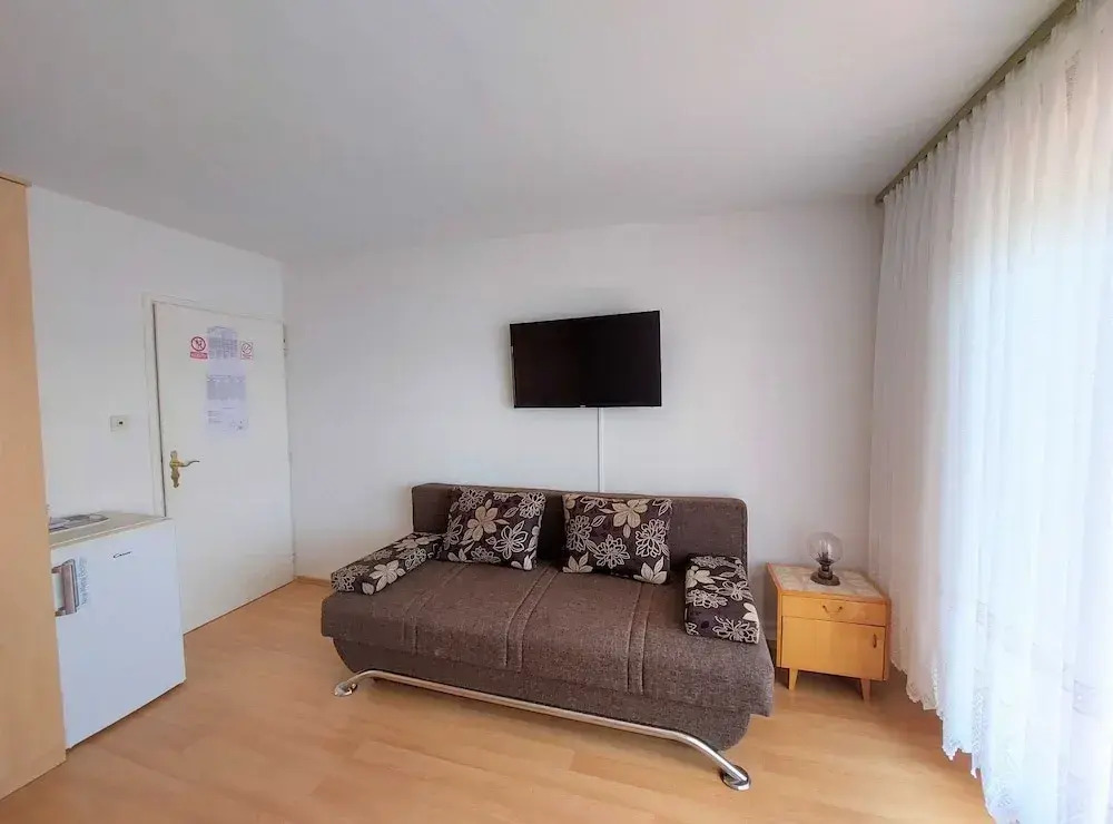 Sleek and Serene Rooms Crikvenica