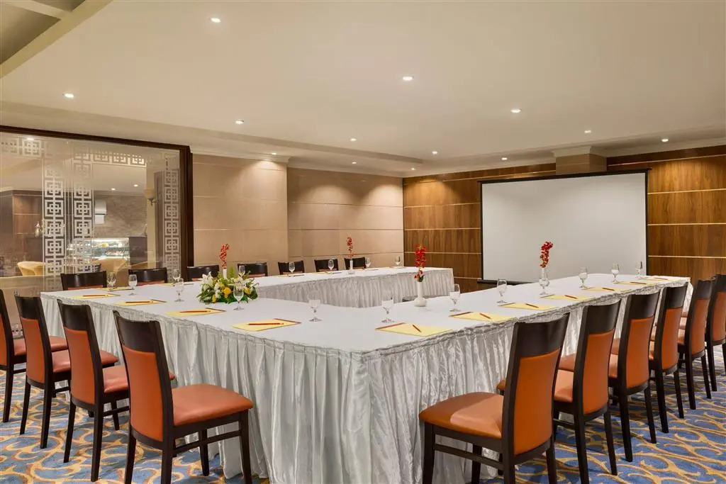 Ramada Dar Al Fayzeen Hotel Makkah