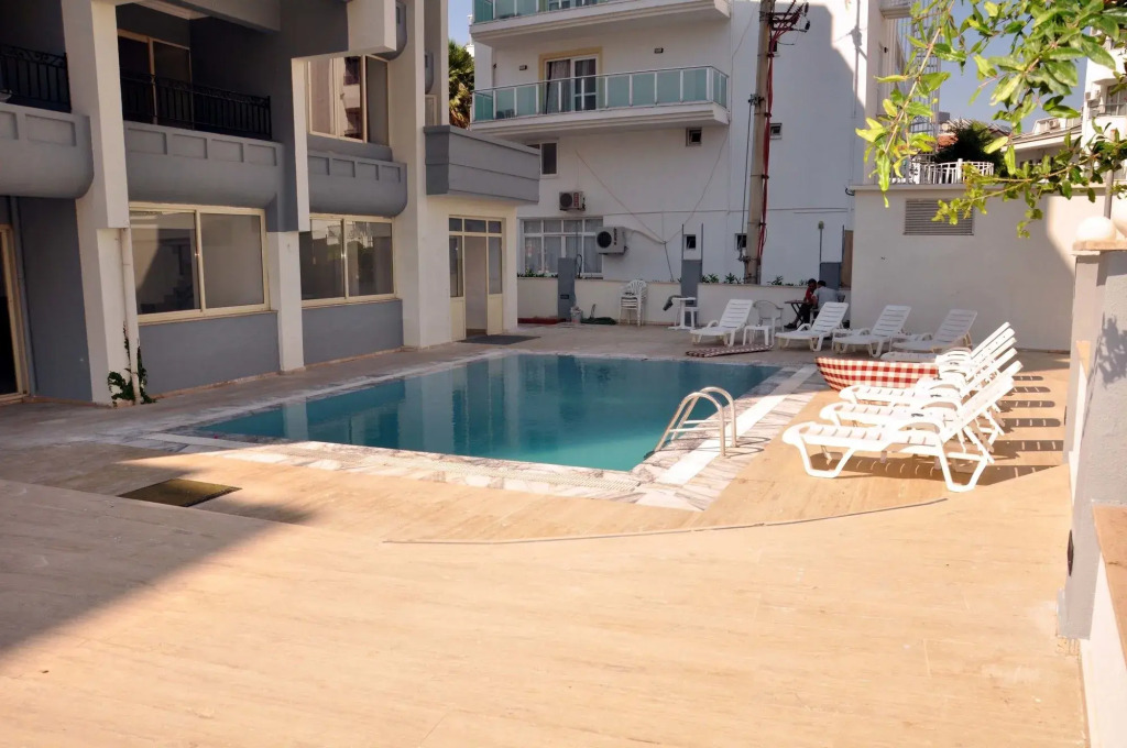 Almena Hotel