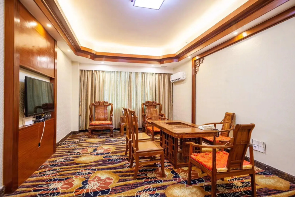 Yuesheng International Hotel