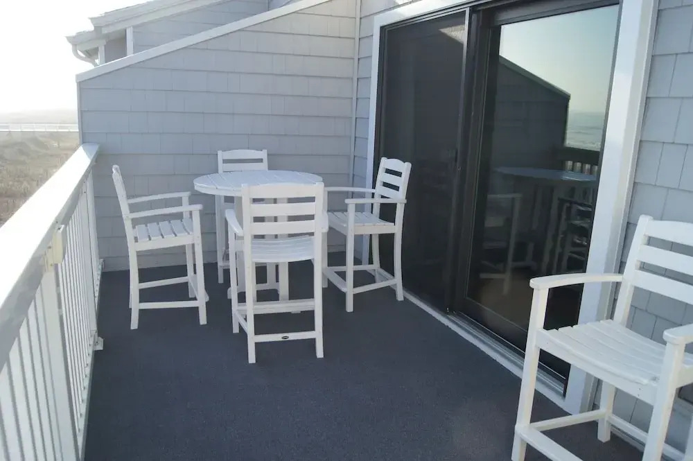 Sea Cloisters 304a 2 Bedroom Condo by RedAwning