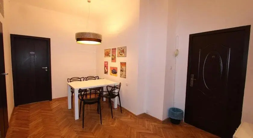 Chmielna 5 Rooms & Apartments