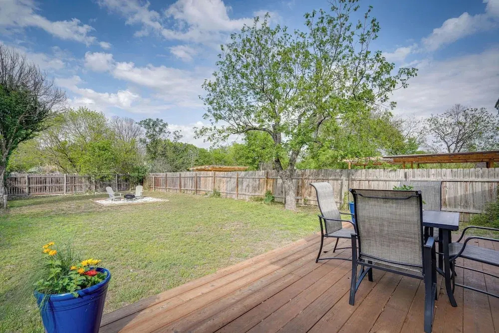 Kerrville Vacation Rental Across From River Trail!