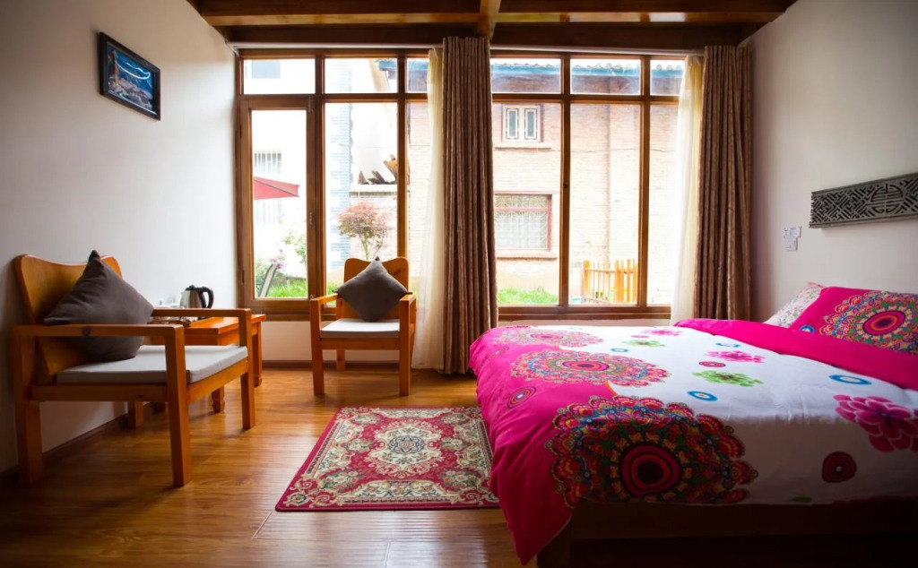 Shangri-La Namcha Bhawa Inn