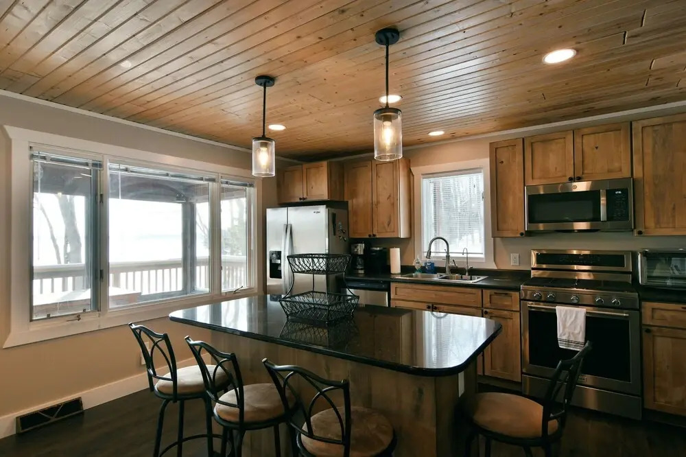 Spruce Haven 3 Bedroom Home by RedAwning