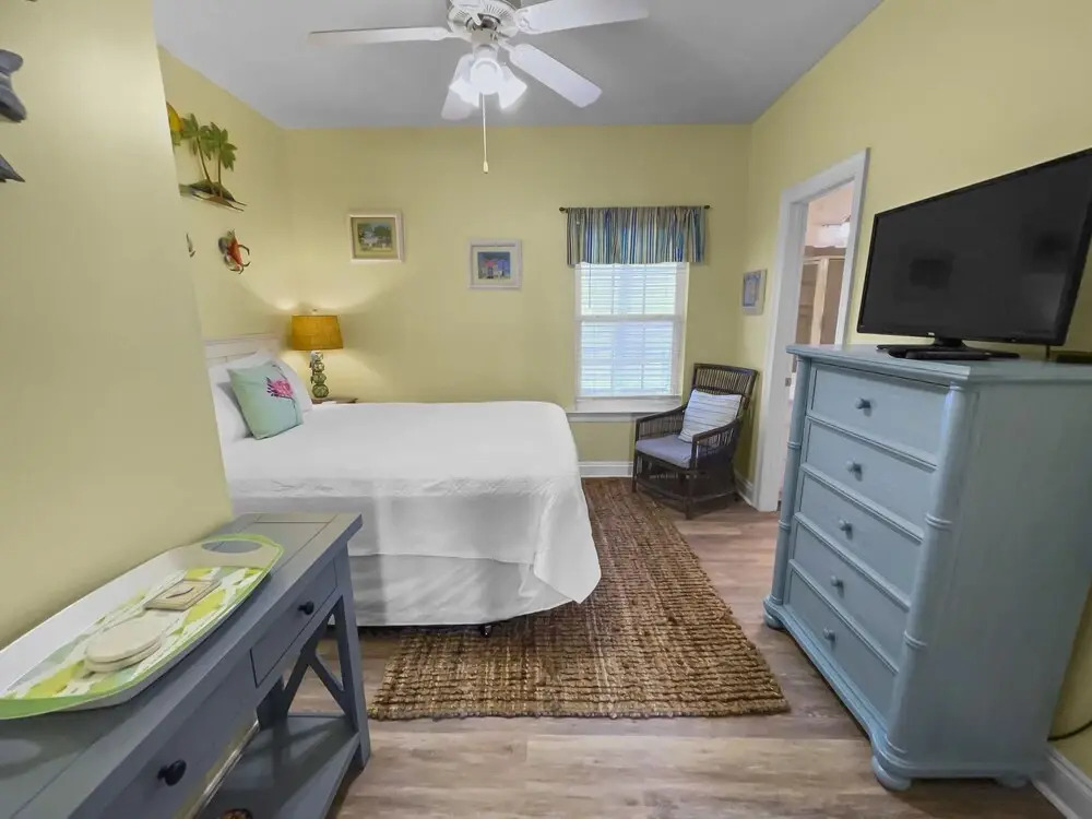 Summertowne 1 2 Bedroom Home by RedAwning
