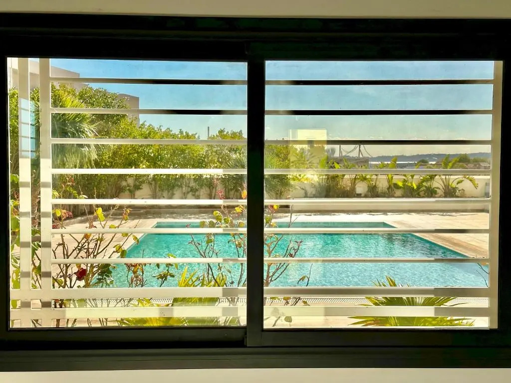 Gammarth Touristique Piscine Commune Bord de mer