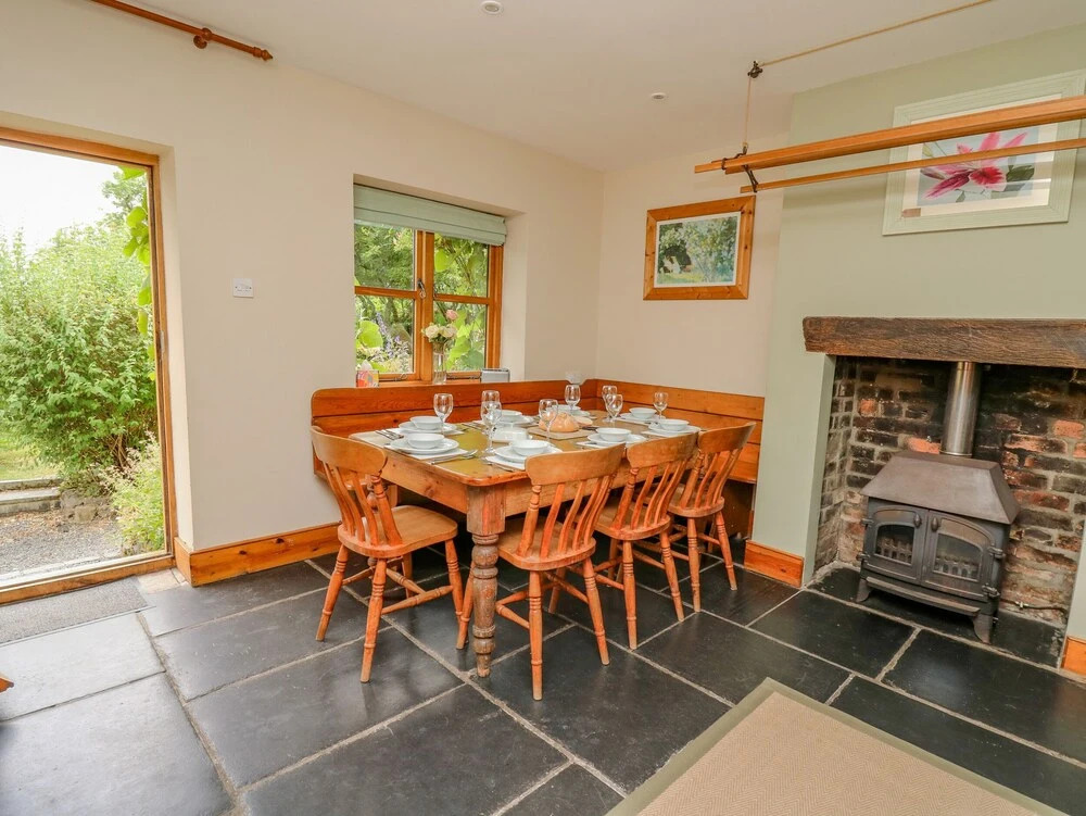 Byrdir Cottage