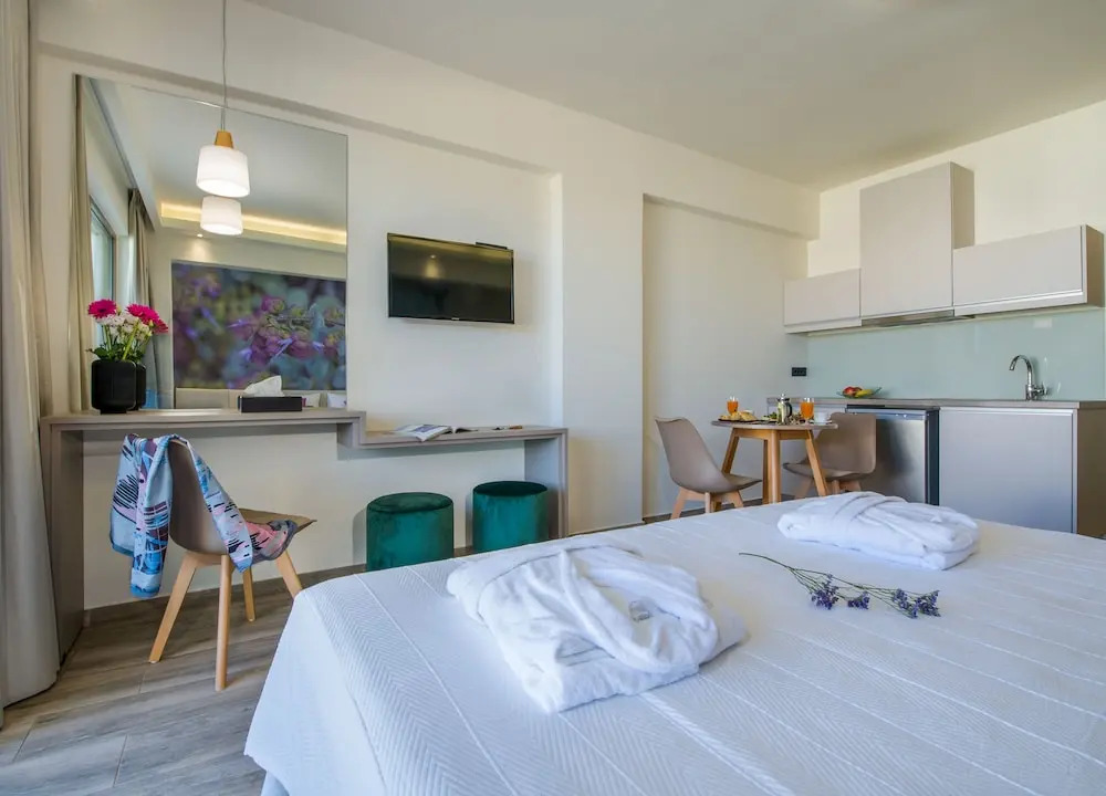 Incognito Creta Luxury Suites and More