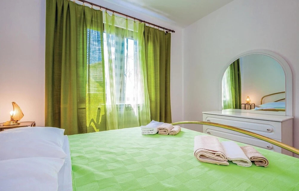 Nice Home In Dramalj With Wifi