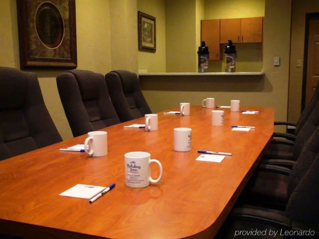 Holiday Inn Express Hotel & Suites Greenville by IHG