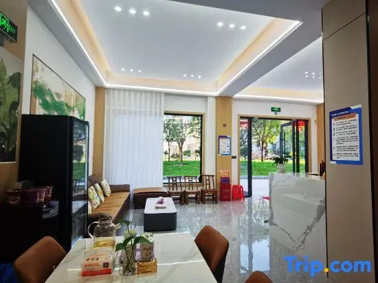 Mingyue Songjian Homestay