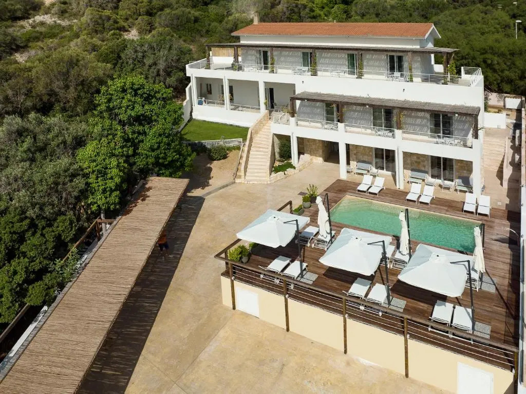 Mercury Beach Hotel