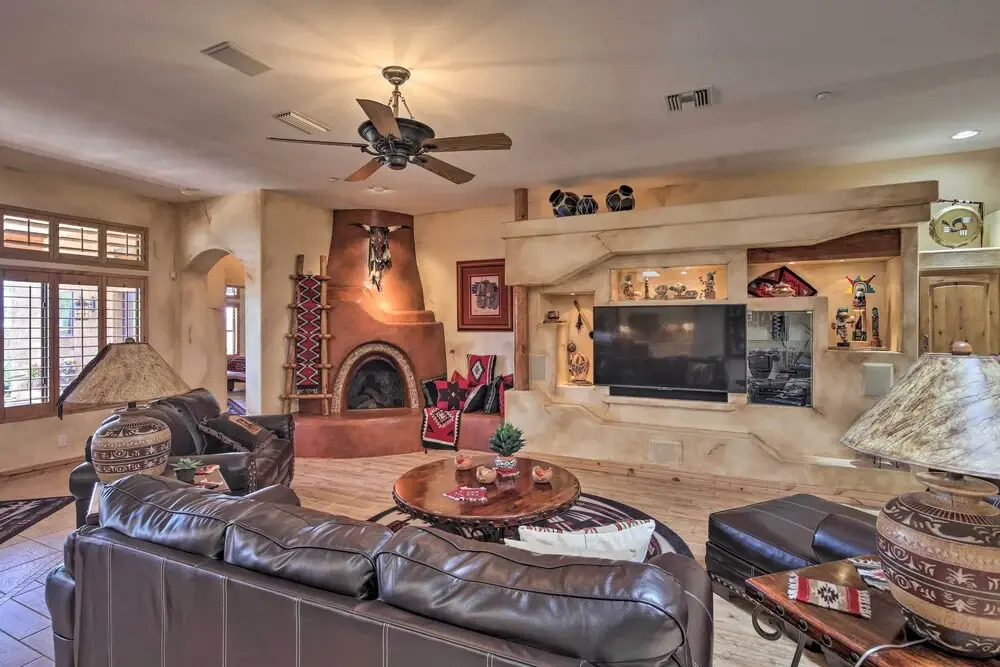 Patio, Grill & Yard: Pet-friendly Lake Havasu Gem