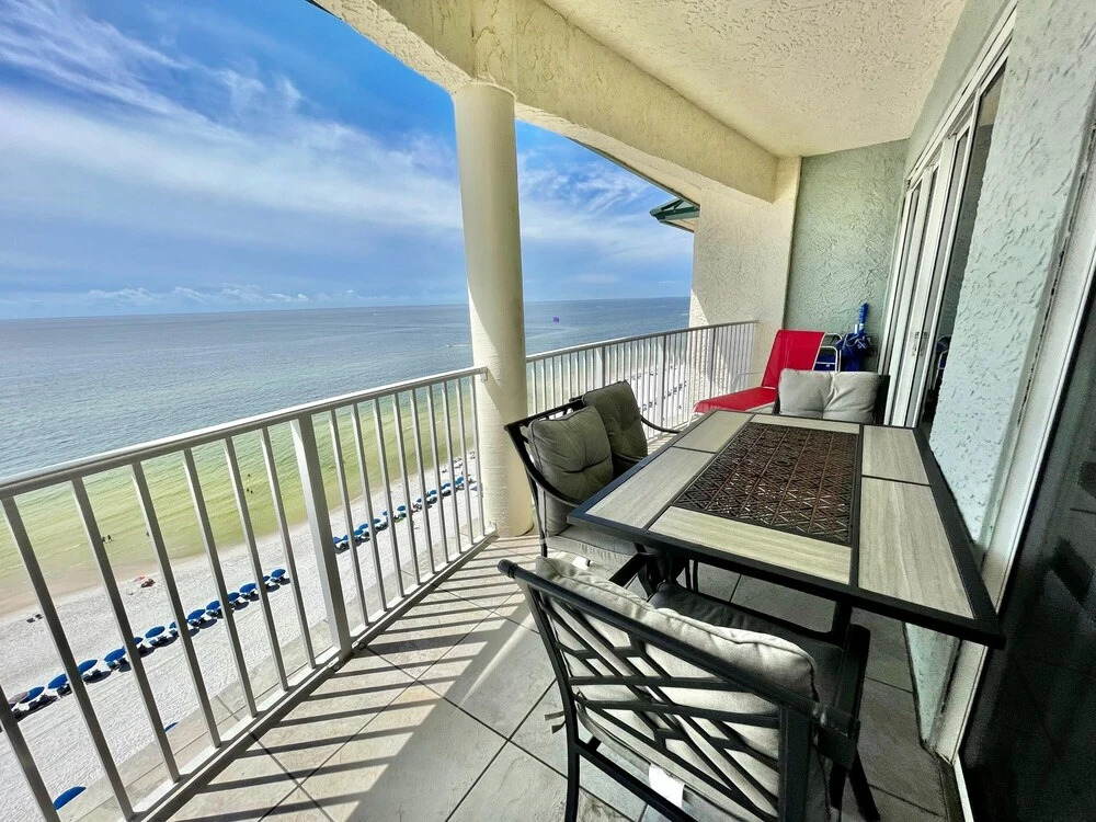 1405 Long Beach by Forehand Rentals