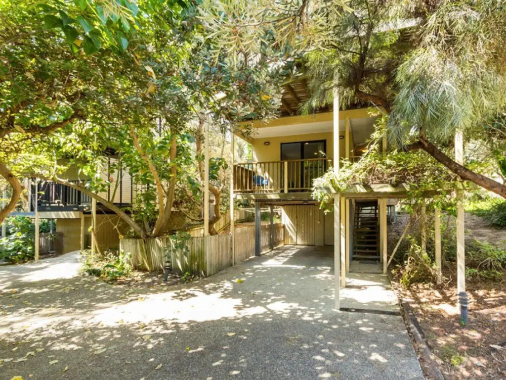 Straddie Beach House 3