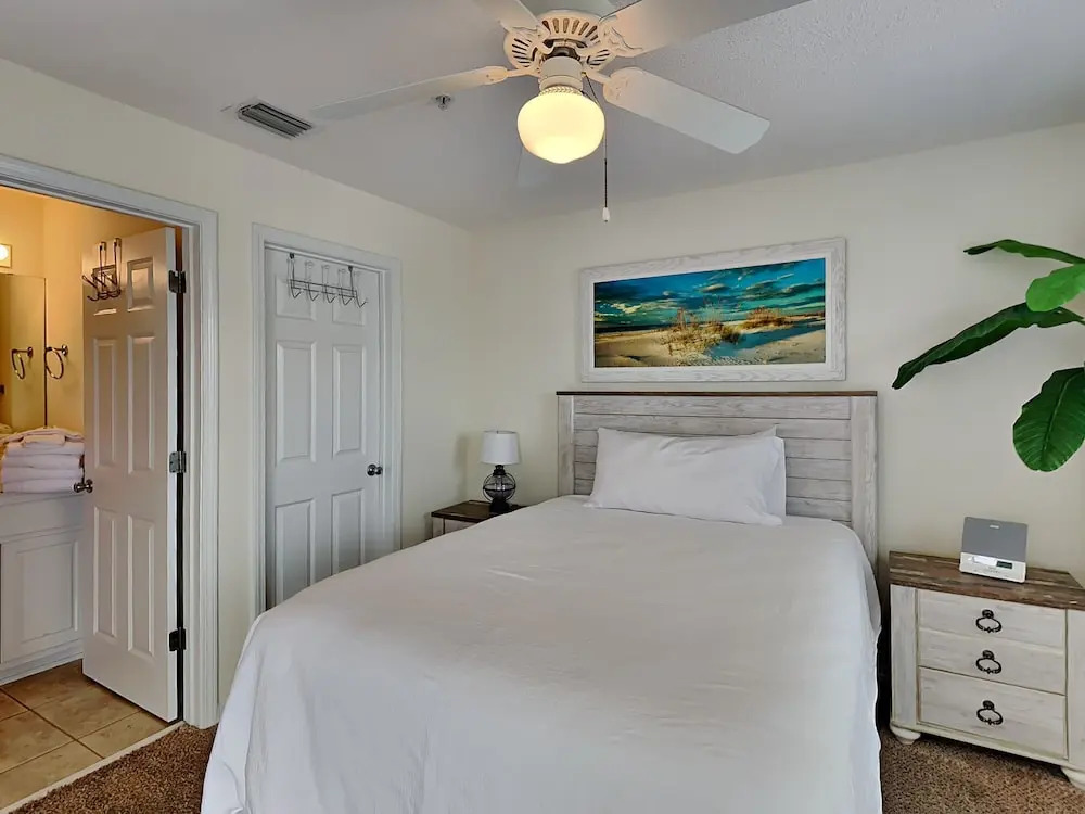 Gulf Island Condos II