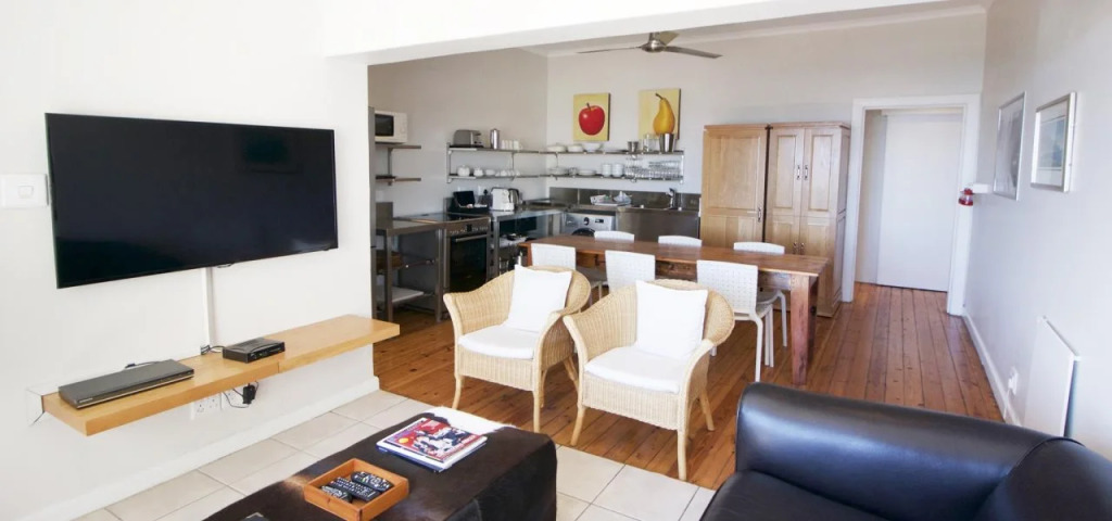 Camps Bay Village - Beach View Apartments
