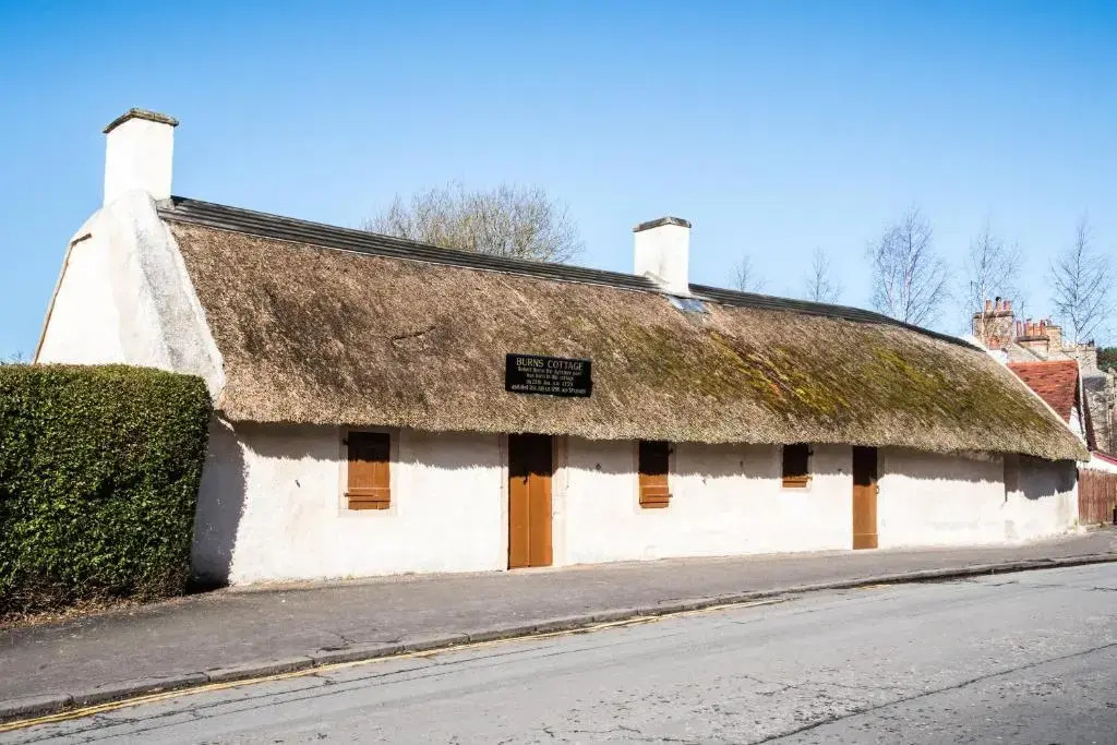 No.27 Ayr Beach - Coorie Doon