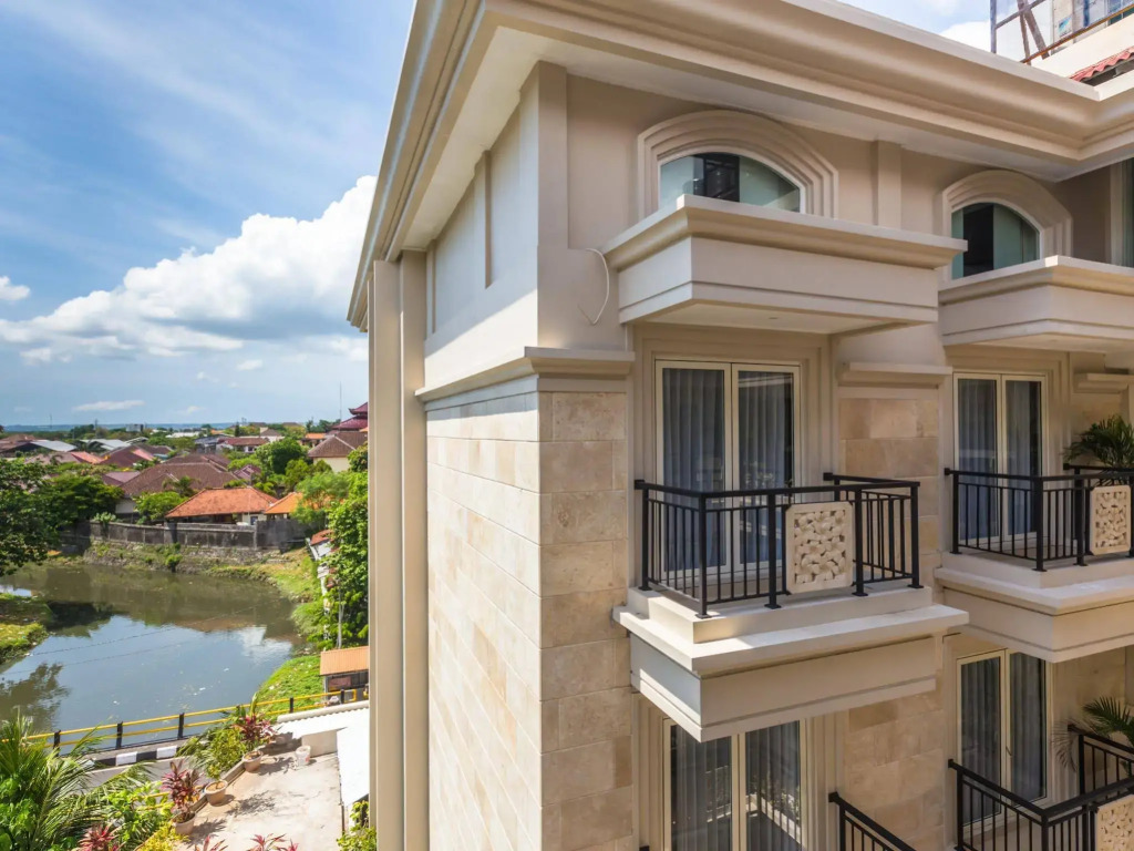 Alron Hotel Kuta
