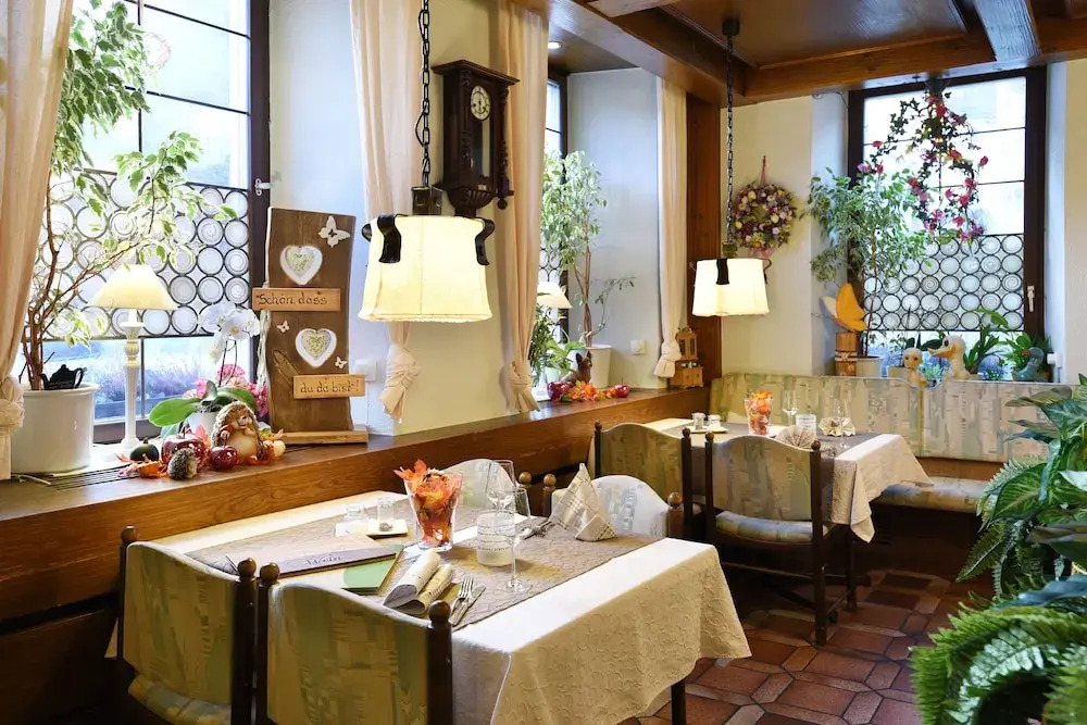 Gasthof & Hotel Goldener Hirsch