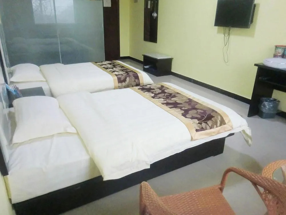 Golden Business Hotel
