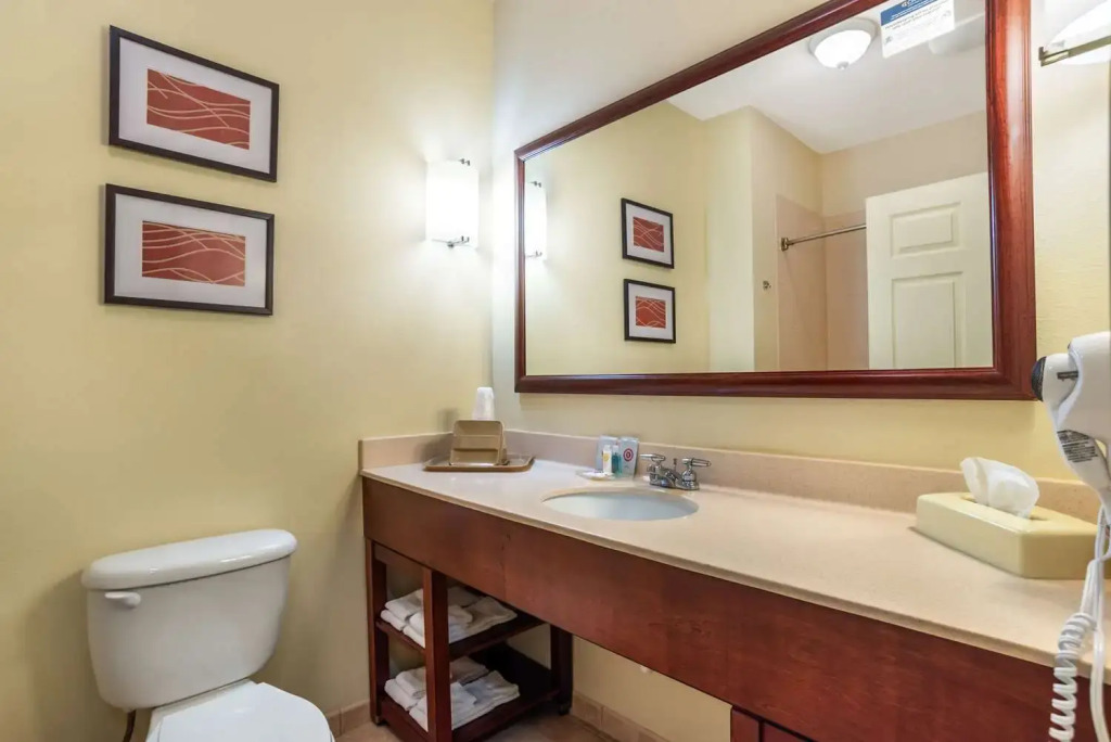 Comfort Inn & Suites Crestview South