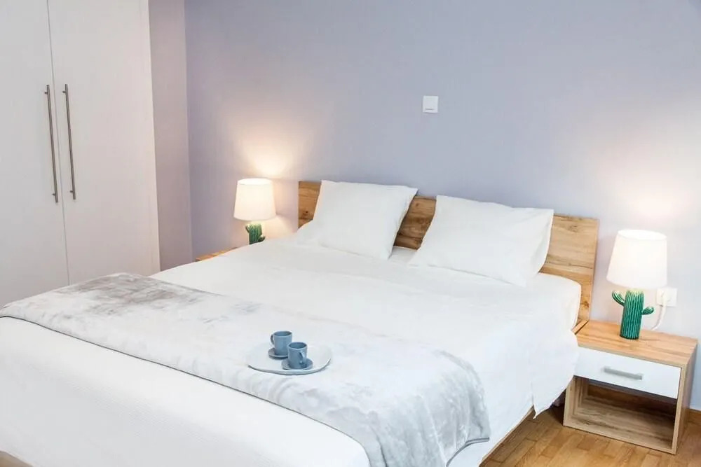 Stylish and Bright Apartment in Athens Centre!