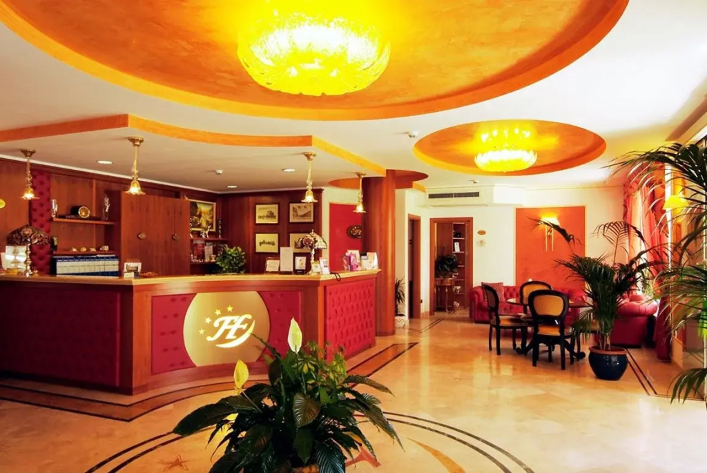 Fashion Hotel