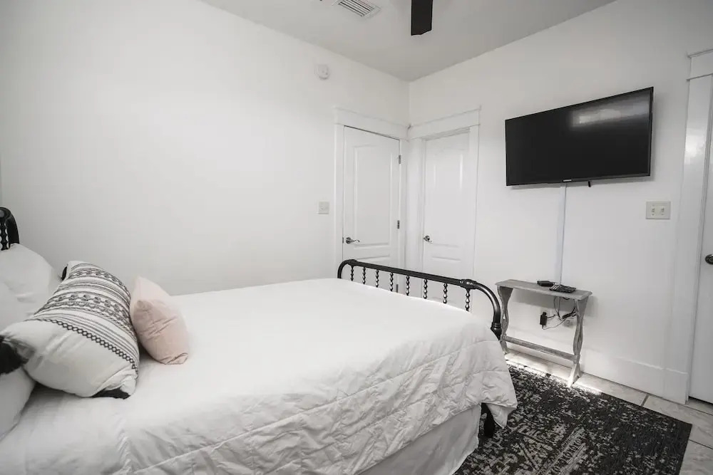 Sunnyside Up by Panhandle Getaways